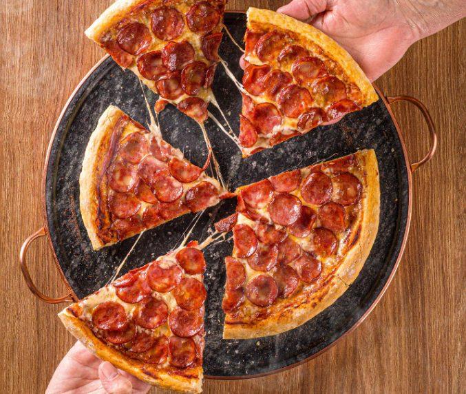 Assadeira Forma Para Pizza De Pedra Sabão 23cm