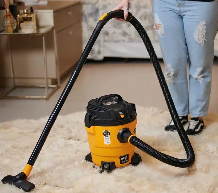 Aspirador de Pó e Água Wap GTW 10 Compacto 1400W 10L