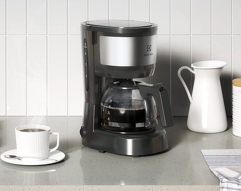 Cafeteira Elétrica Electrolux 15 Xícaras Efficient 220V