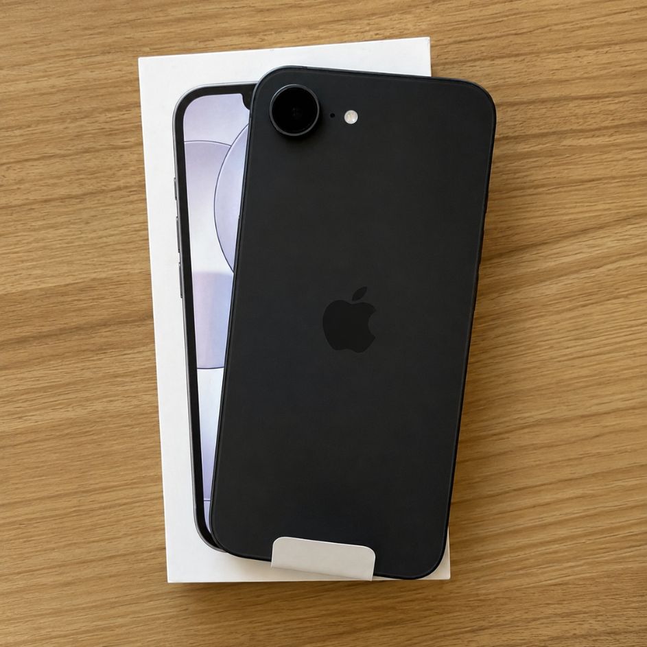 Apple iPhone 17e 256GB Preto