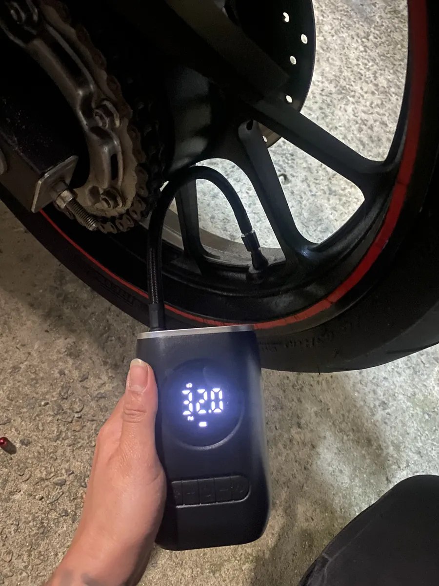 Compressor de Ar Portátil Digital Inflador Pneu