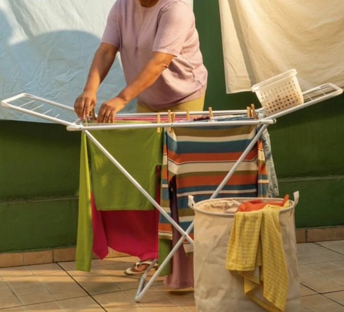 Varal de Chão Abas Slim Dobrável Retrátil de Aço