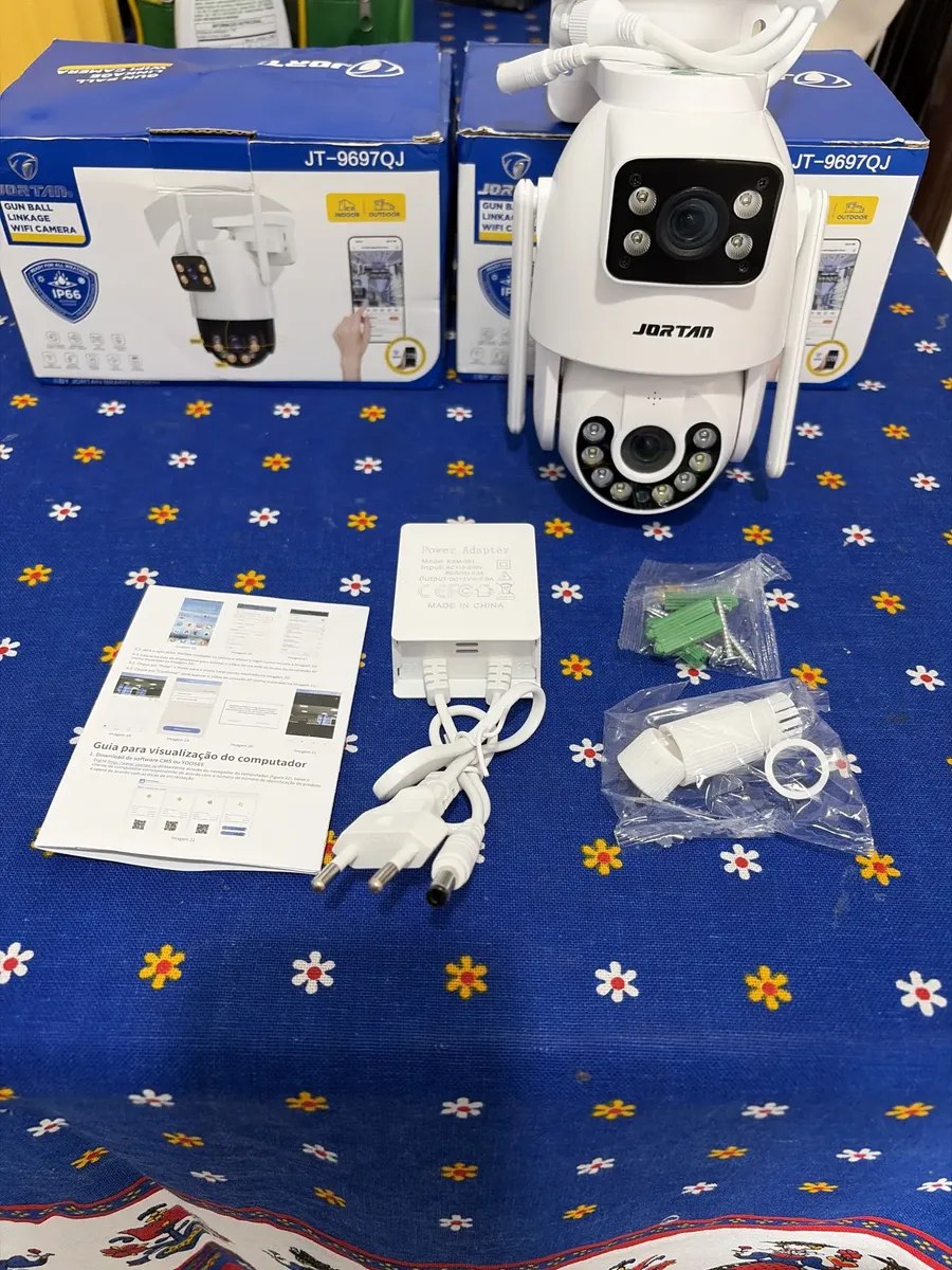 Kit 2 Câmeras Woosh A28B Full HD Wi-Fi Dupla Lente Visão Noturna