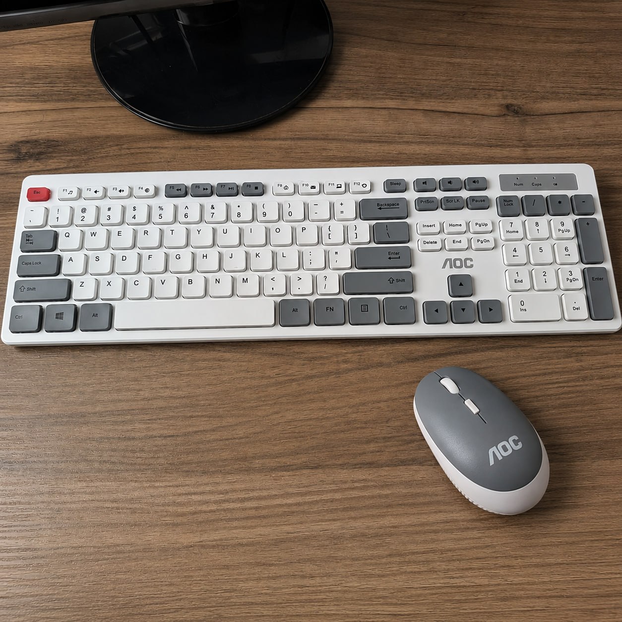 Combo Teclado e Mouse Sem Fio AOC KM600