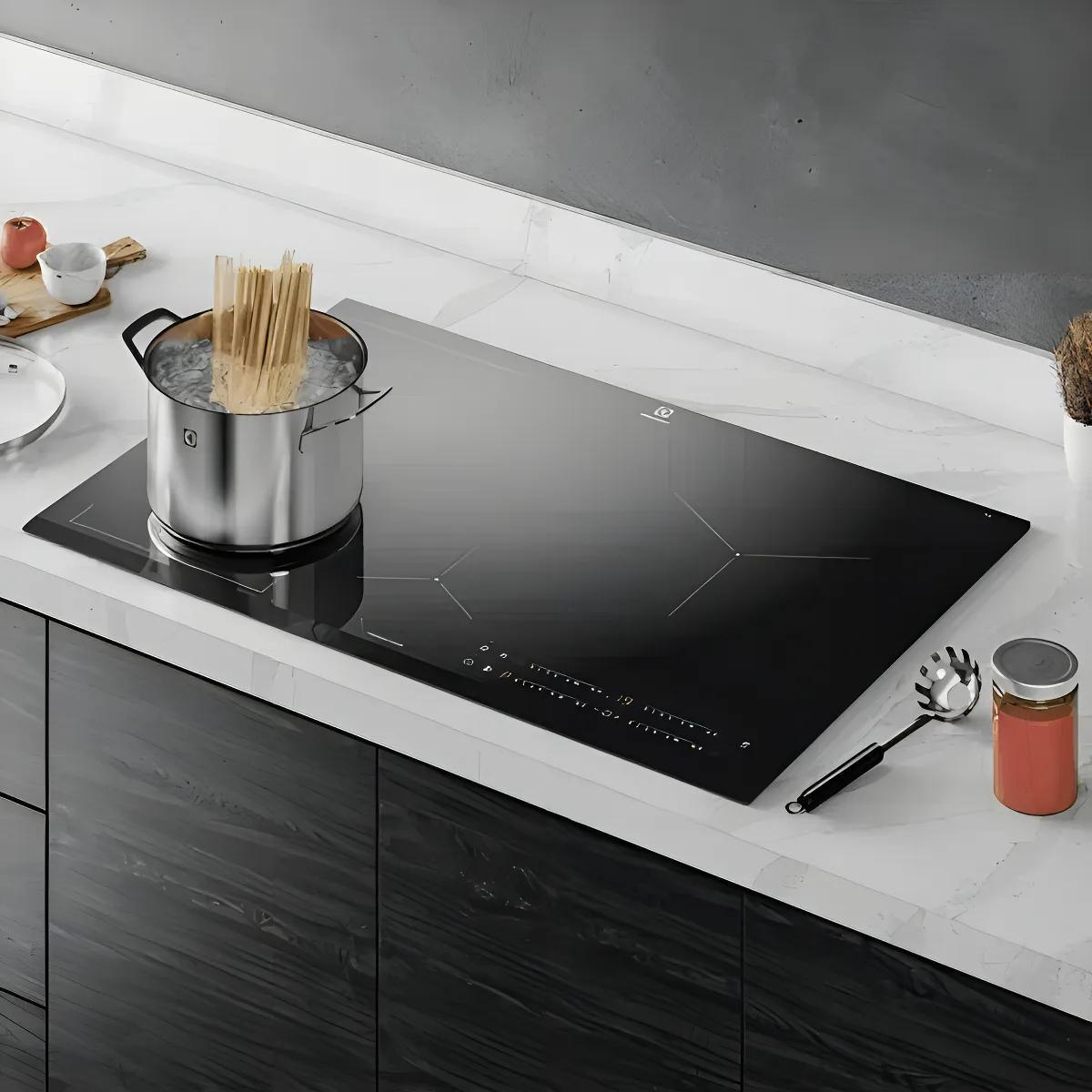 Cooktop 4 Bocas de Indução Electrolux Expert IE80P