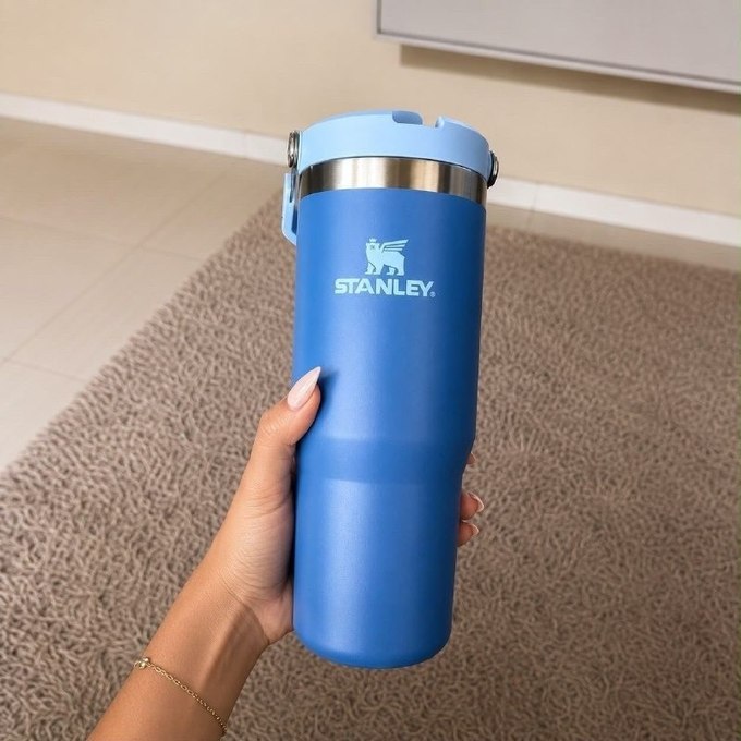 Garrafa Térmica Stanley Tumbler Flip Straw 887ml