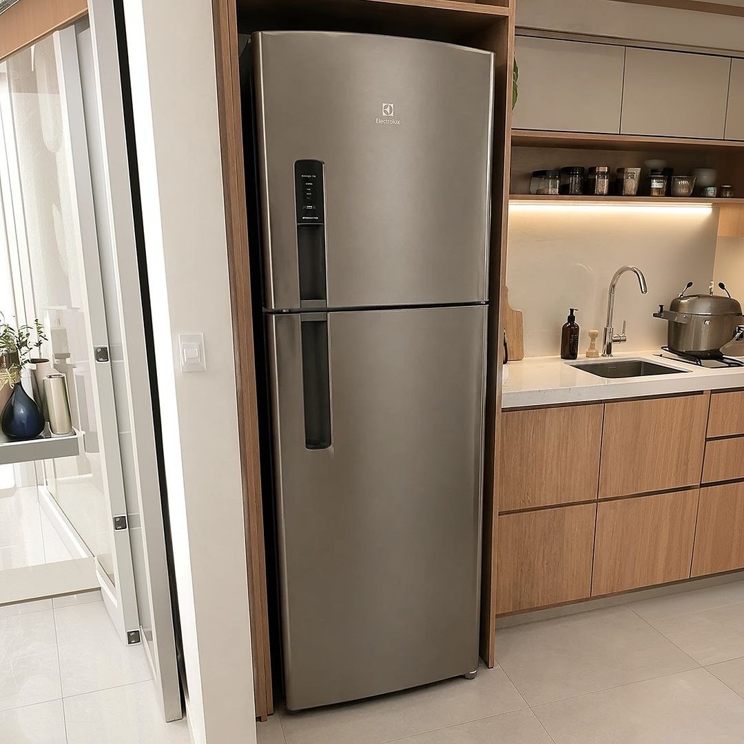 Geladeira Electrolux Frost Free 400L Inverter Inox IF44S 127V
