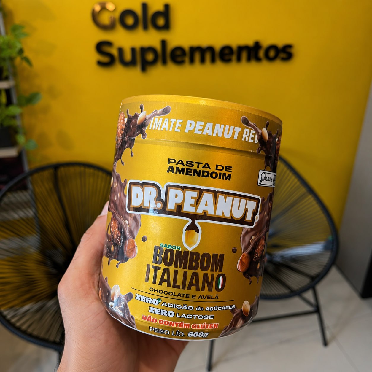 Pasta de Amendoim Dr. Peanut com Whey Protein Bombom Italiano 600g