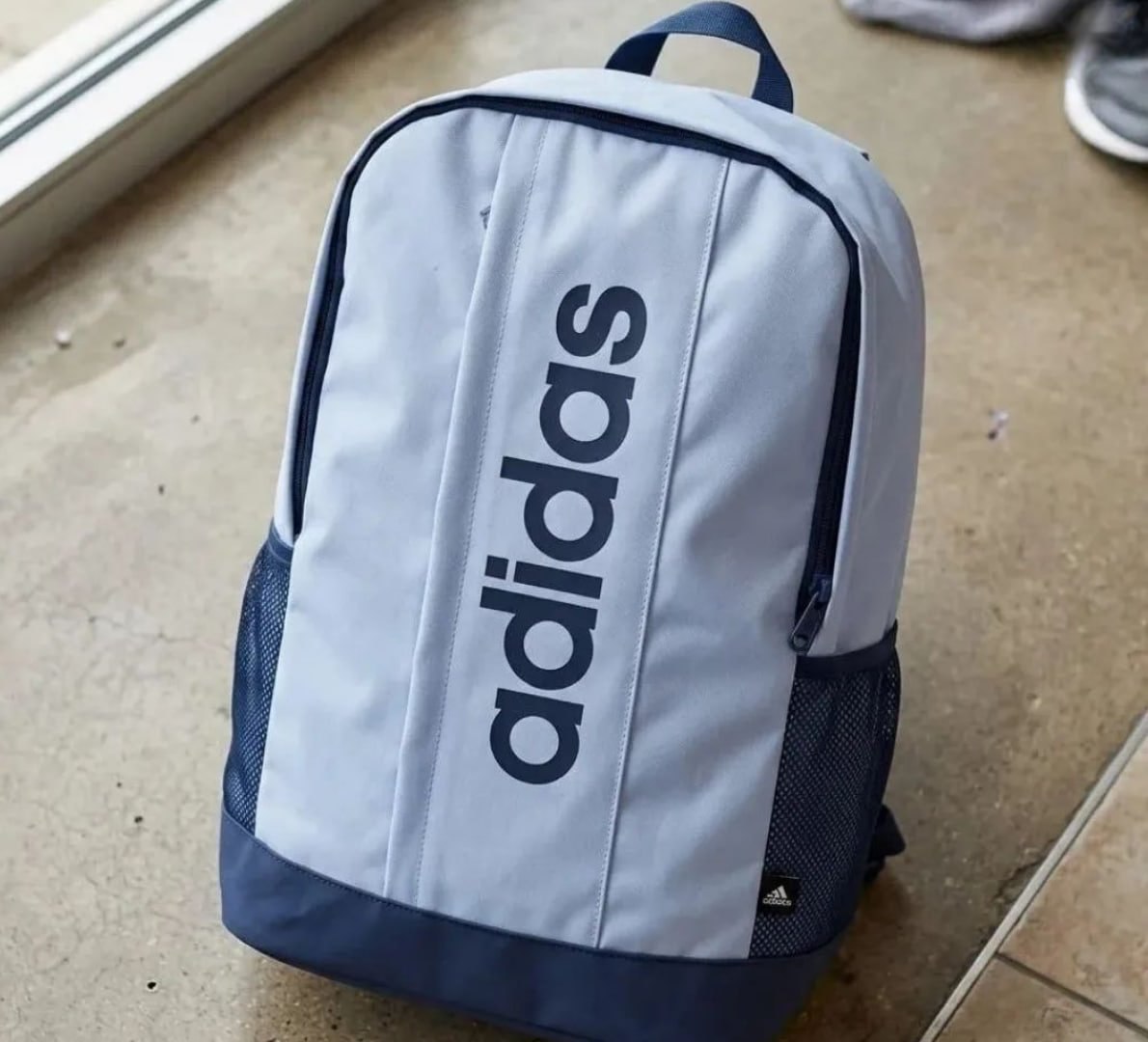 Mochila Linear adidas