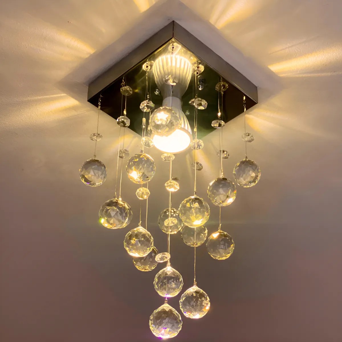 Lustre Cristal Acrílico Quarto Apartamento Montado