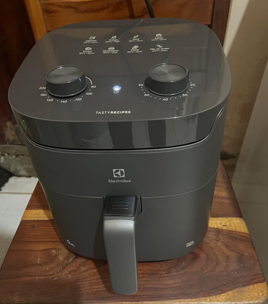 Electrolux Air Fryer Fritadeira Elétrica 127V 5,8L Cinza