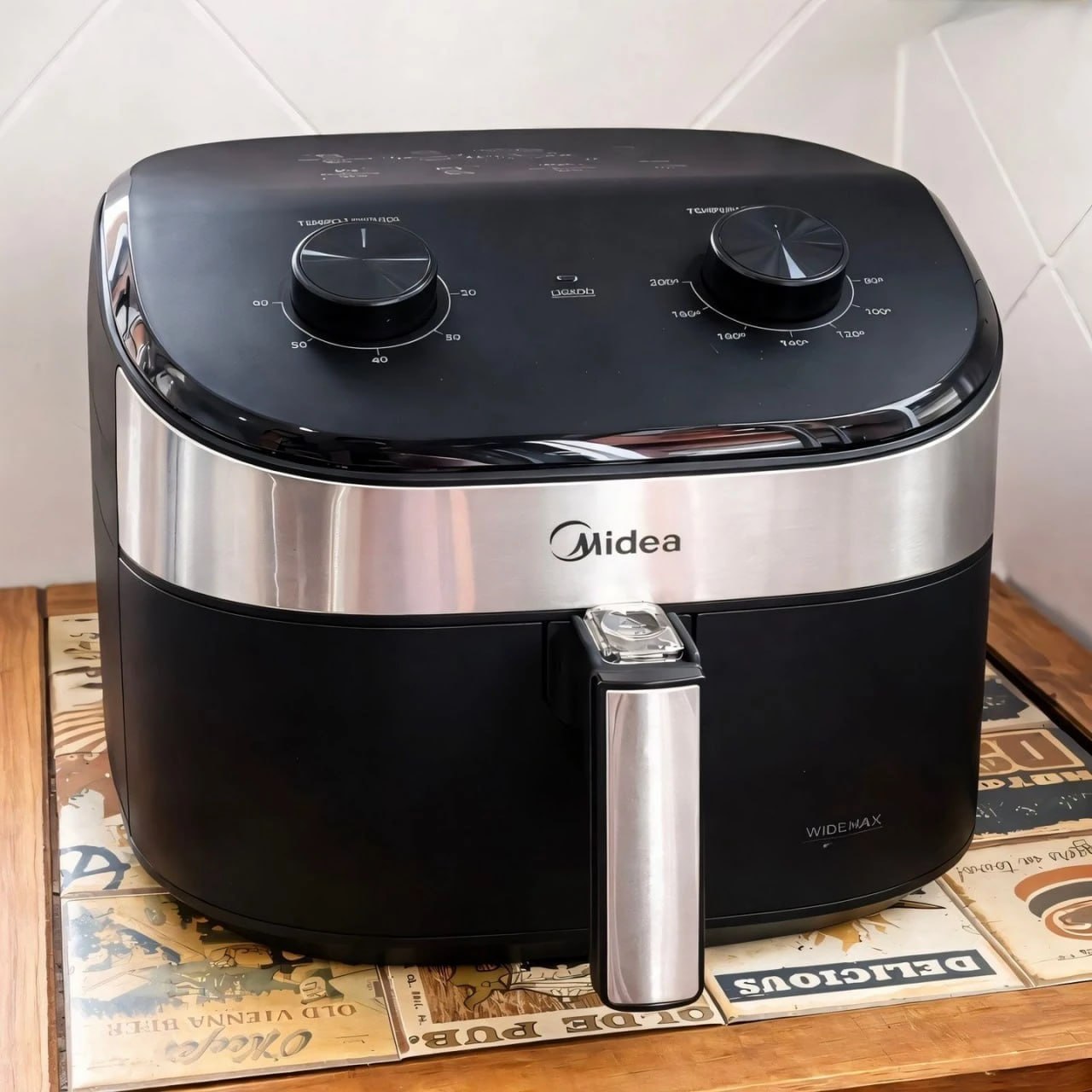 Fritadeira Air Fryer Midea 4,5L 1500W 127/220V