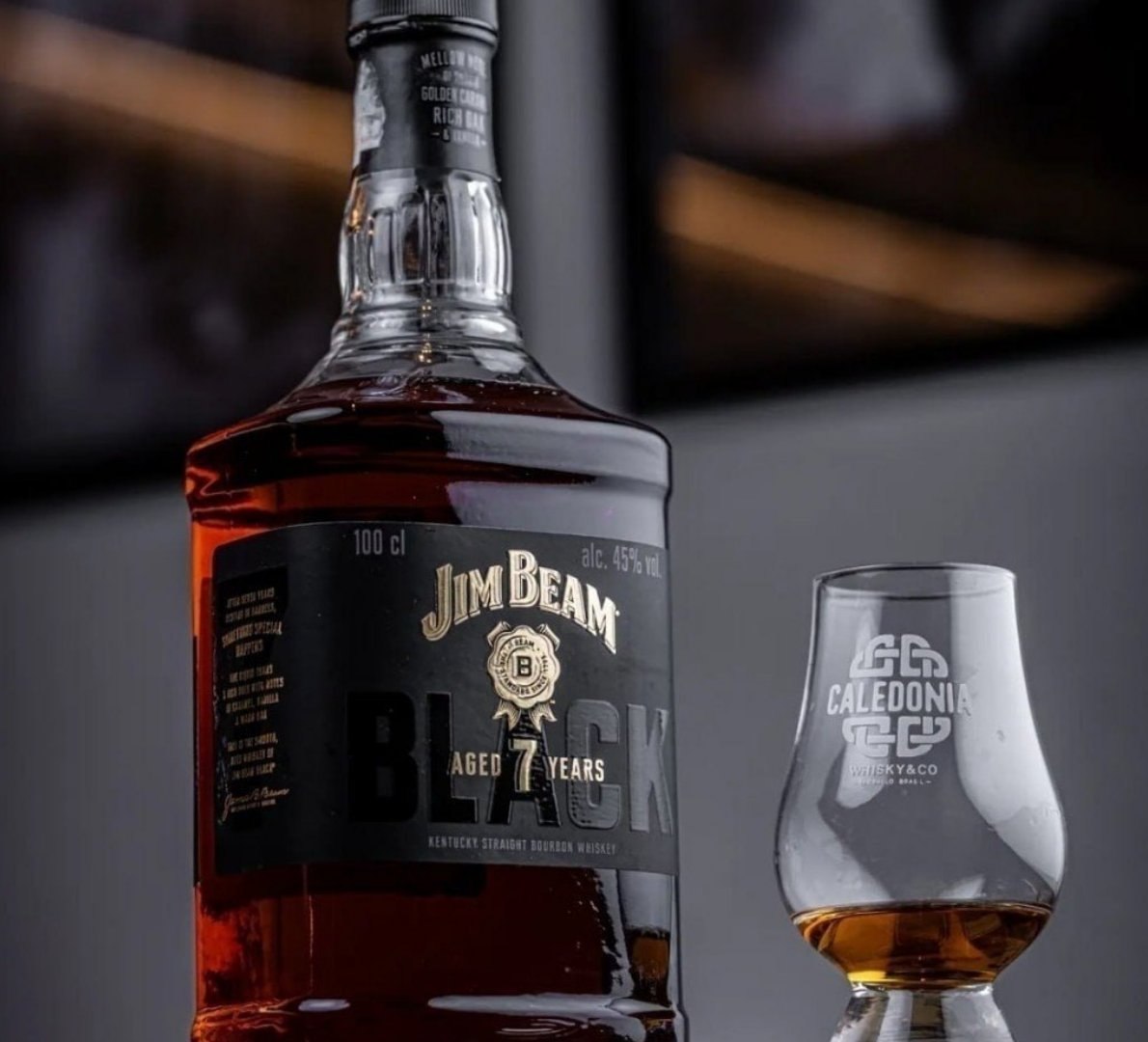 Whisky Bourbon Jim Beam Black 7 Anos 1L