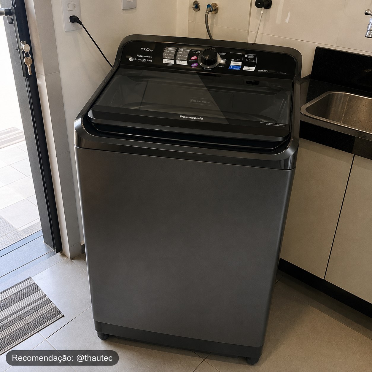 Panasonic Máquina de Lavar 15kg Smartsense Titânio 110v NA-F150B1T